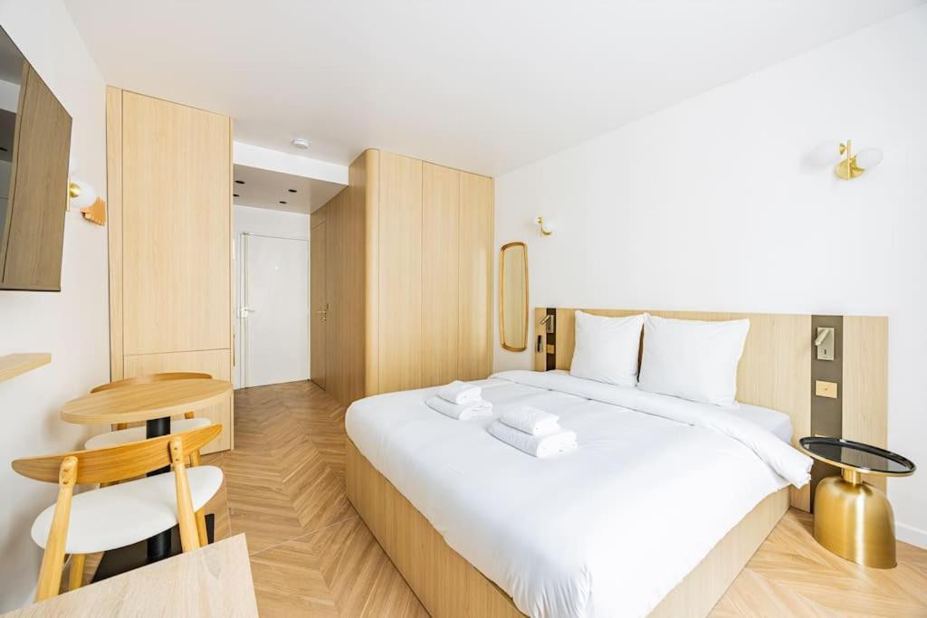 153 Luxueuse-etienne Marcel-chatelet-paris 3 Appartement