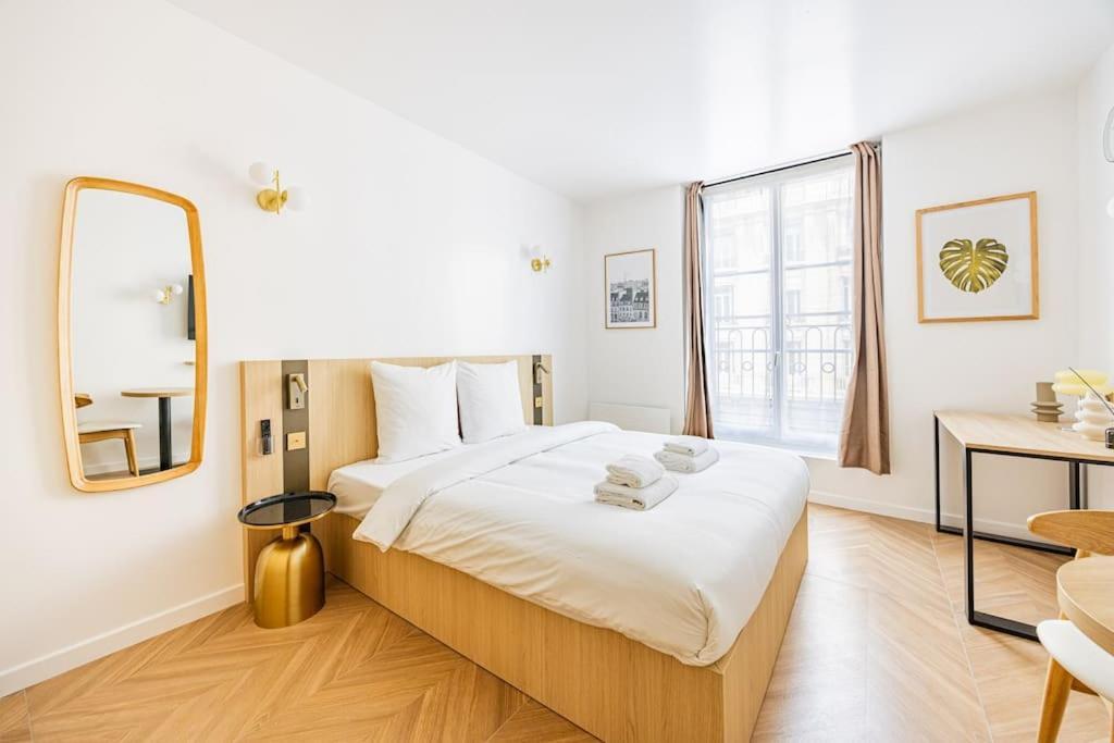 153 Luxueuse-etienne Marcel-chatelet-paris 3 Appartement *